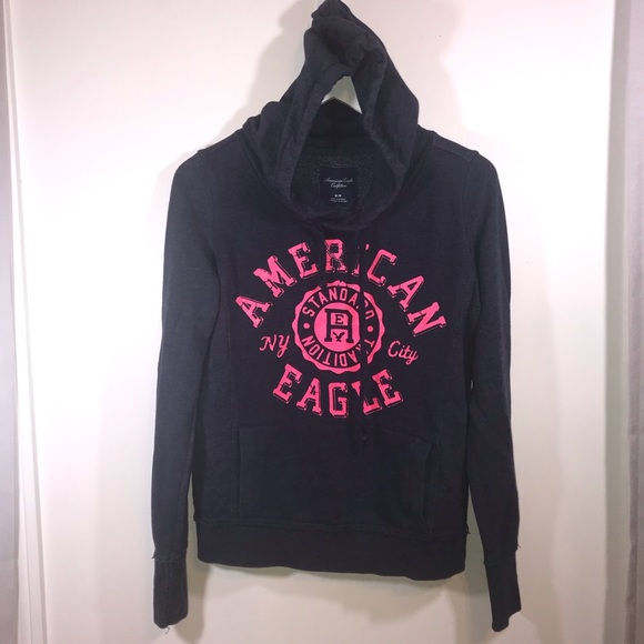 American Eagle Outfitters Tops - ᗩᗰEᖇIᑕᗩᑎ EᗩGᒪE ᕼOOᗪIE